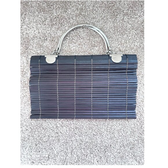 Wooden Purse with Elephant Charm - Picture 5 of 6